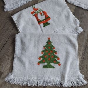 Vintage Mod Kitschy Christmas Hand Towels